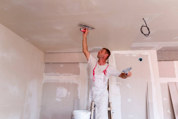 Best Wallpaper Removal and Painting  in Eastpoint, FL